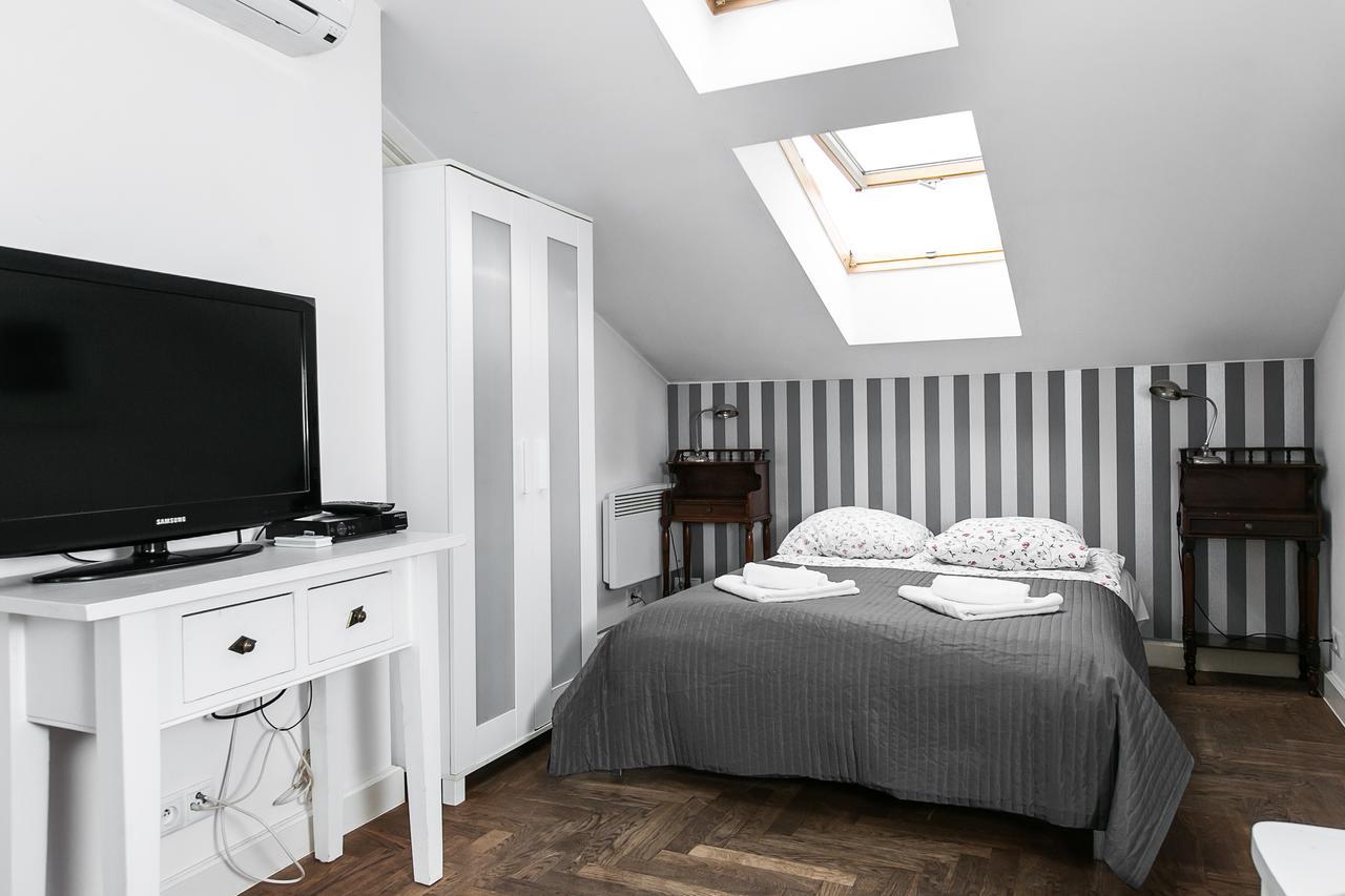 Sodispar Mikolajska Old Town Apartment *